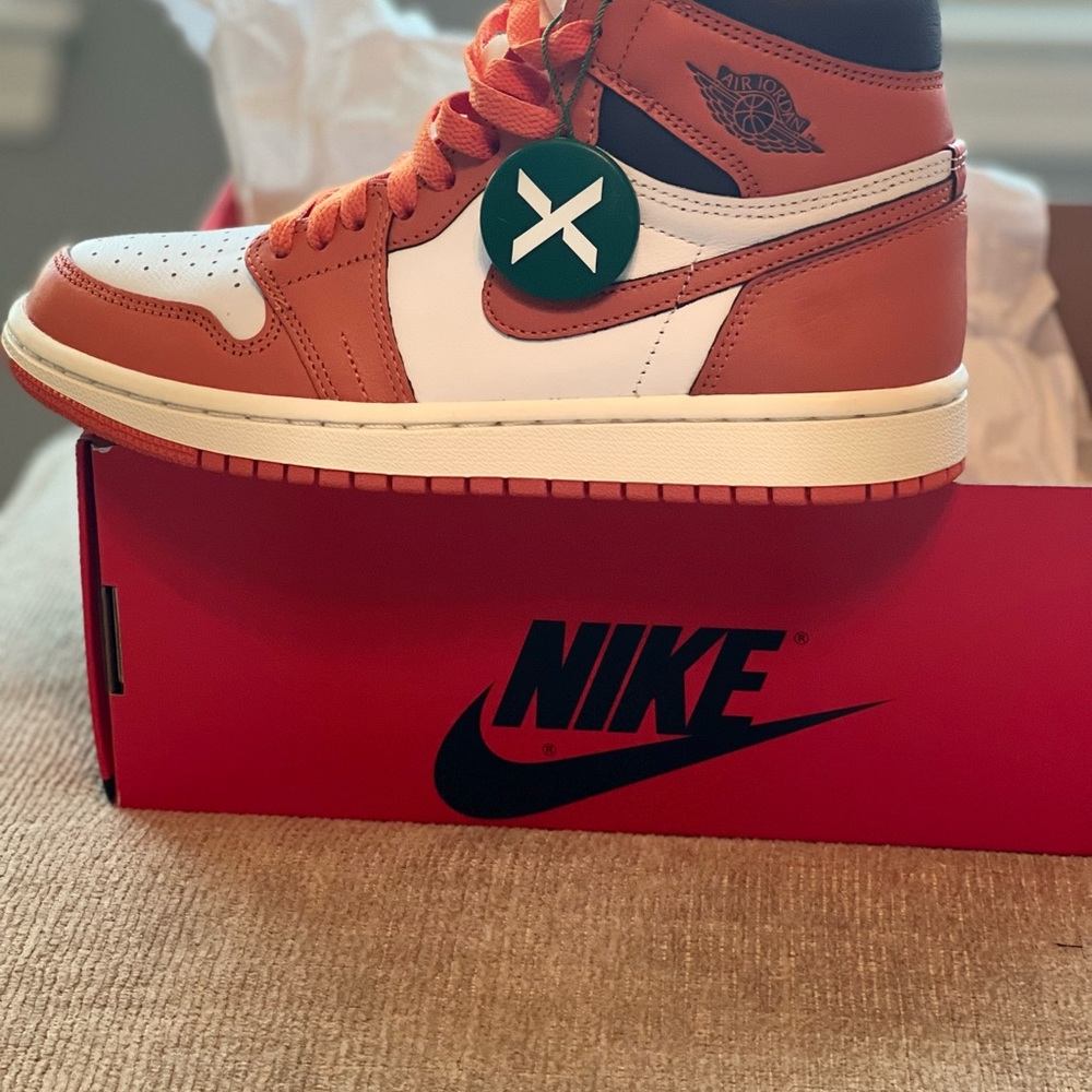 Jordan 1 High OG Starfish brand new